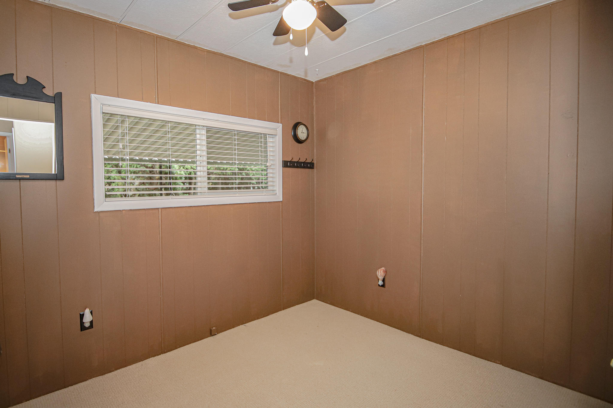 3955 South Stage Road, Unit 53 Medford, OR 97501 - Photo 18 of 29 Bedroom 1