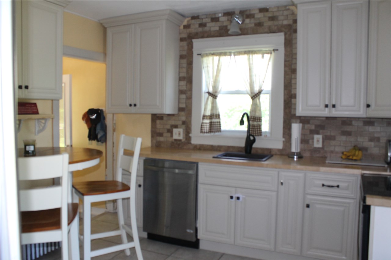 1784 Candia Road Manchester, NH 03109 - Photo 3 of 30