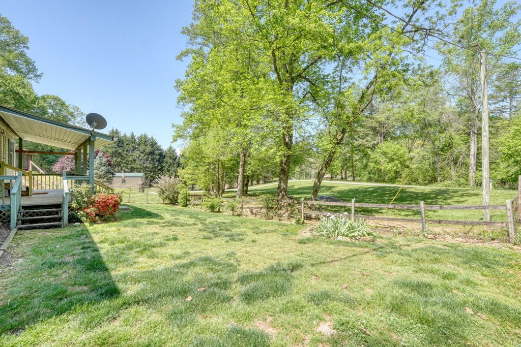 832 Canyon Road Marble, NC 28905 - Photo 15 of 48