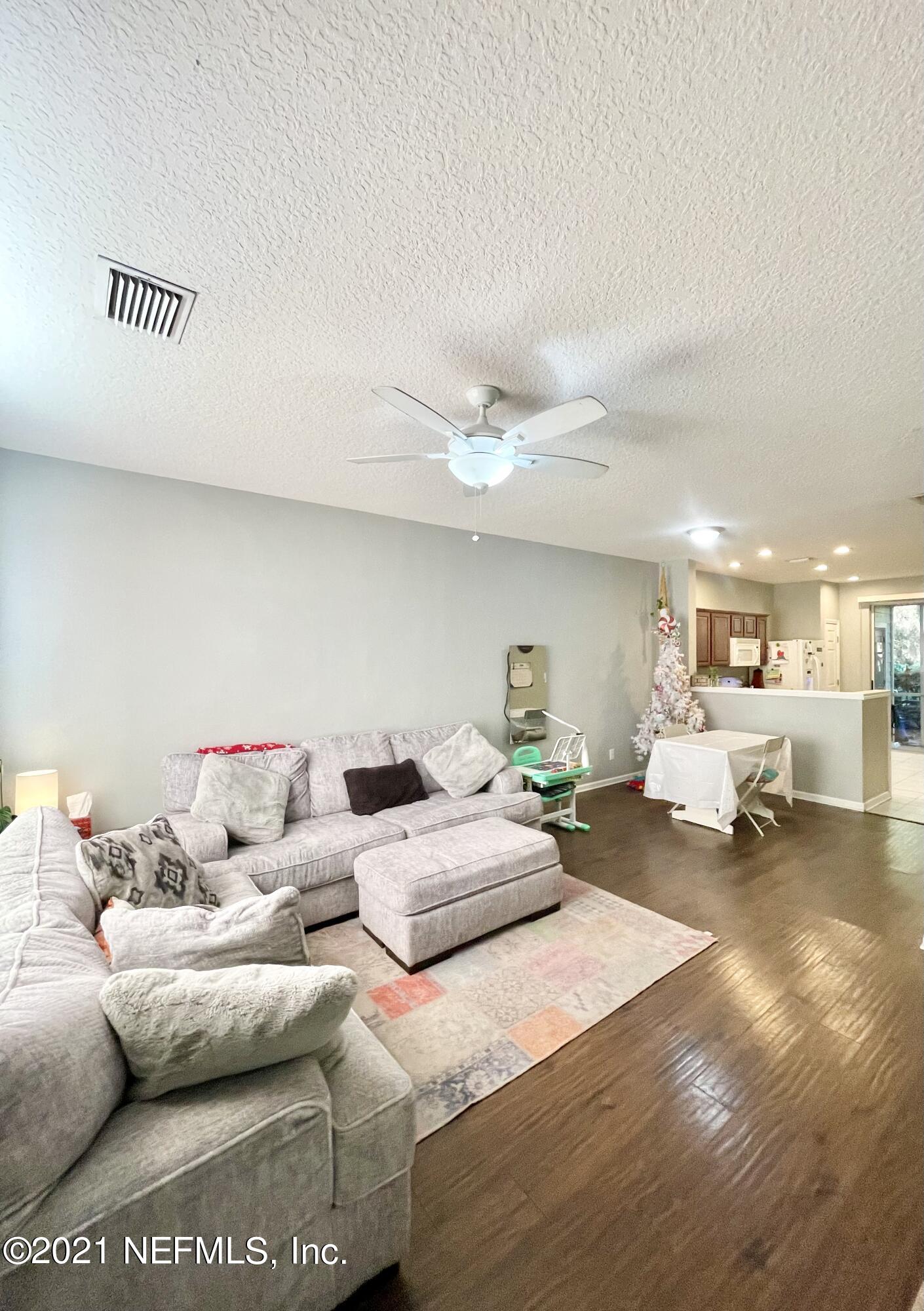 3585 Pebble Path Lane Jacksonville, FL 32224 - Photo 6 of 39 DINING-LIVING-3