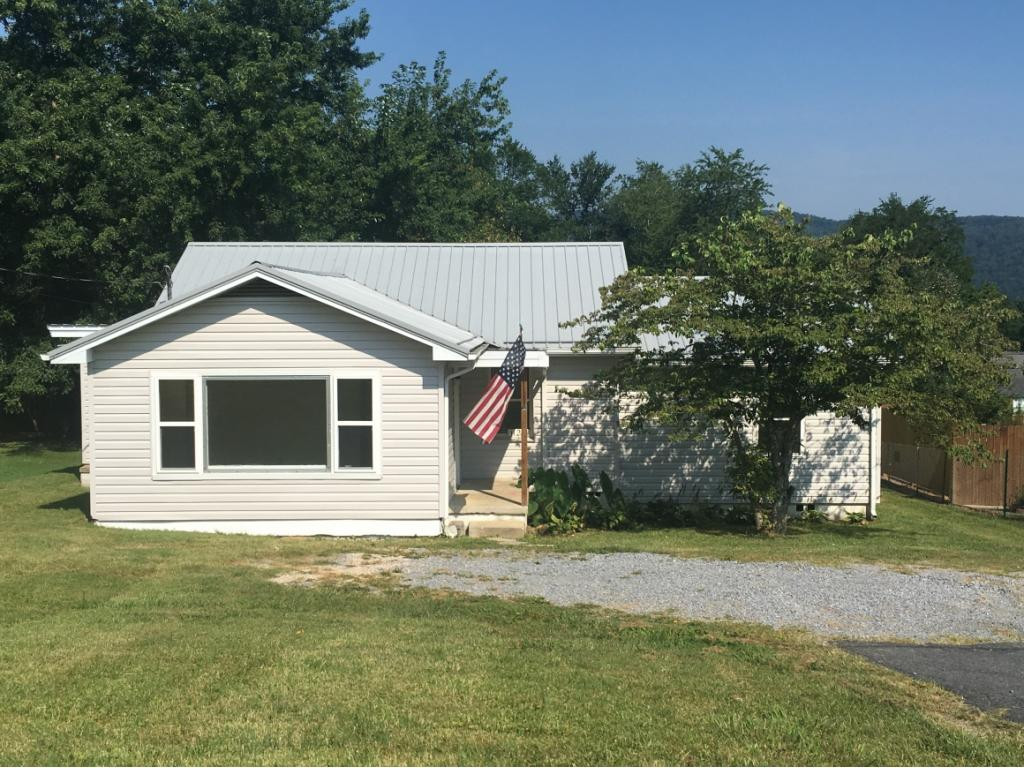 1122 East Erwin Road Erwin, TN 37650 - Photo 1 of 12 Photo 1