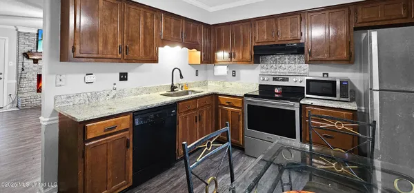 $247,500 | 631 Woodsmoke Drive, Southaven, MS 38671