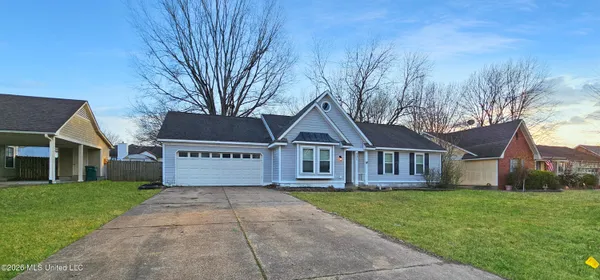 $247,500 | 631 Woodsmoke Drive, Southaven, MS 38671