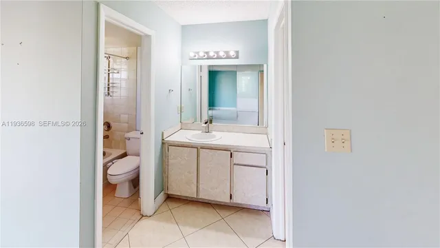 $240,000 | 1300 Southwest 122nd Avenue, Unit 419B2, Miami, FL 33184