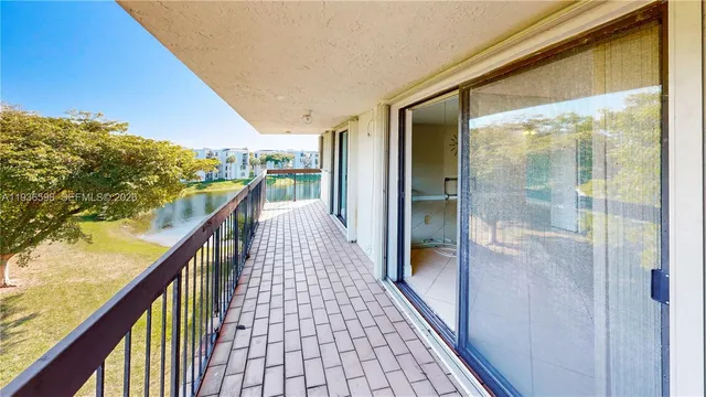 $240,000 | 1300 Southwest 122nd Avenue, Unit 419B2, Miami, FL 33184