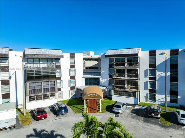 $240,000 | 1300 Southwest 122nd Avenue, Unit 419B2, Miami, FL 33184