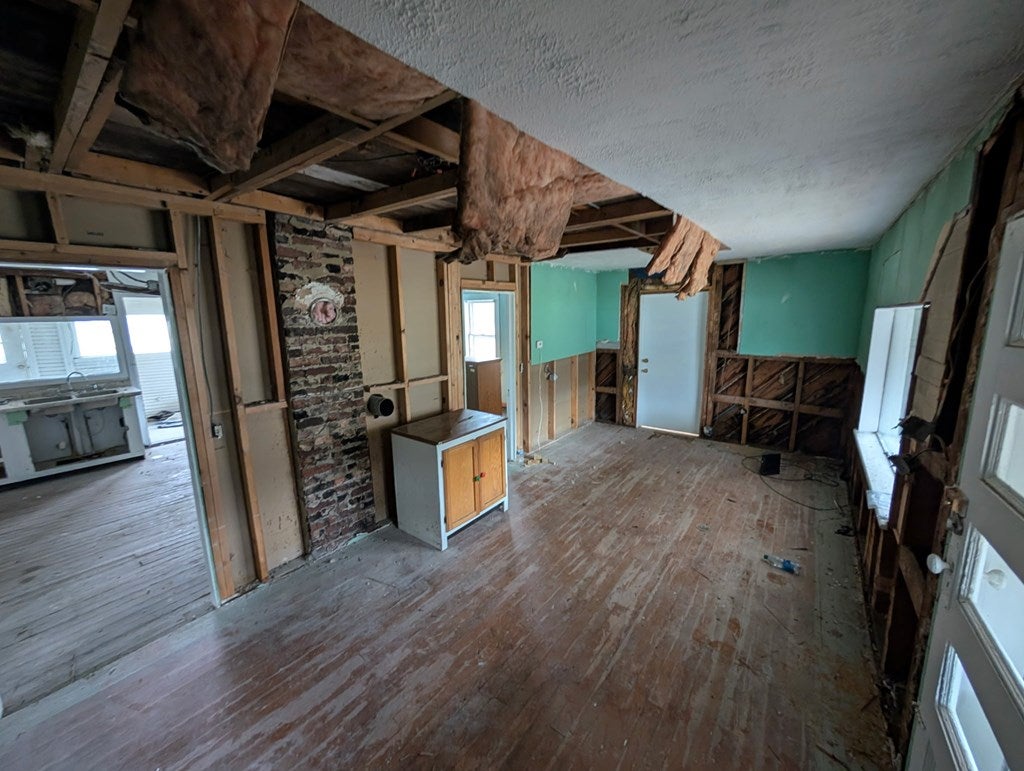 265 Flatwoods Road Marion, VA 24354 - Photo 8 of 21 Gallery Image 8