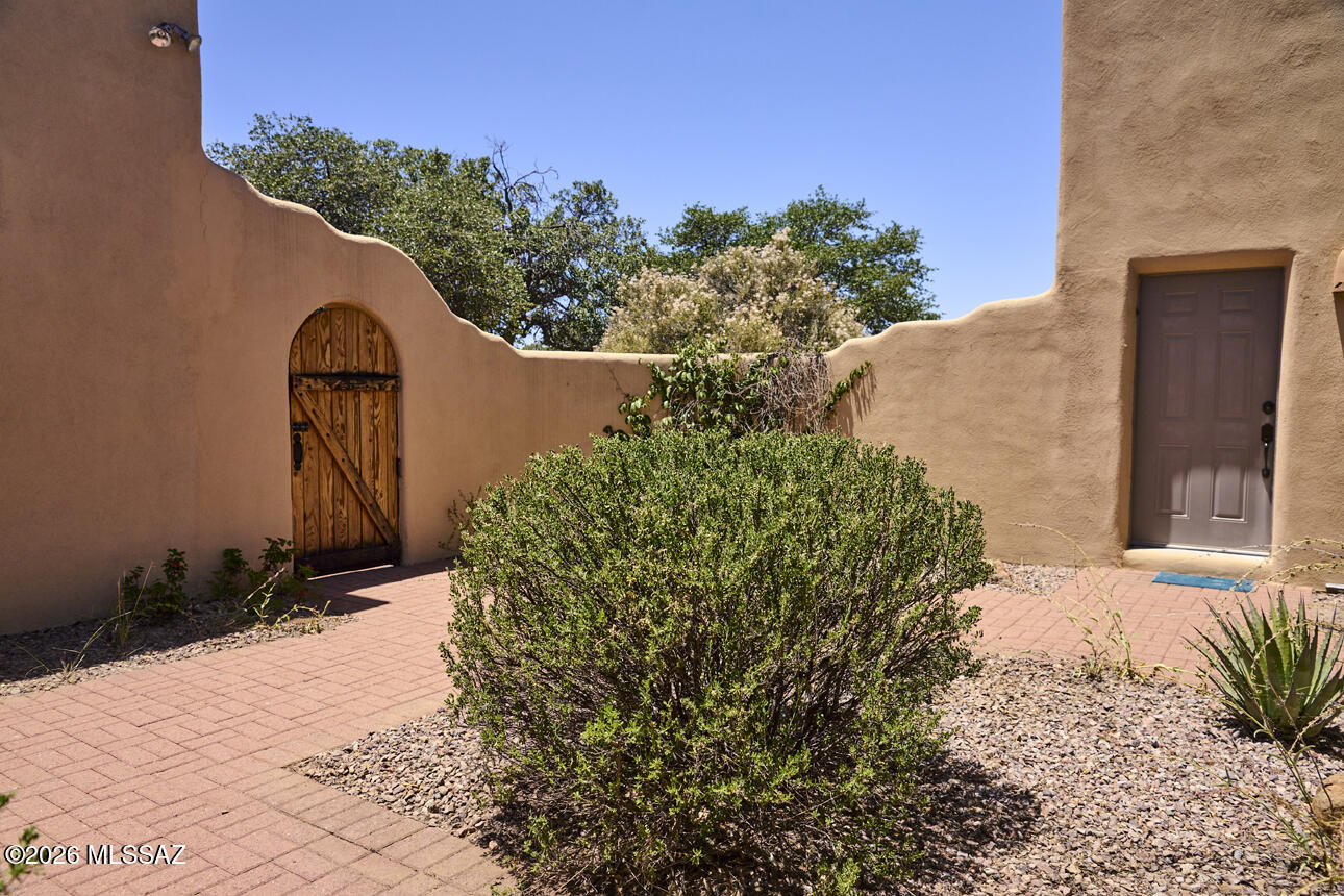 14075 South Sunglow Road Pearce, AZ 85625 - Photo 33 of 42 L_Guest patio door 7