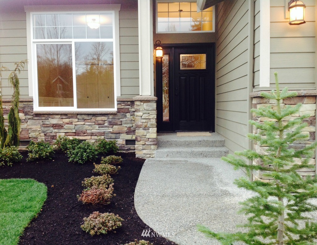 713 183rd Street Southeast Bothell, WA 98012 - Photo 2 of 8 Gallery Image 2