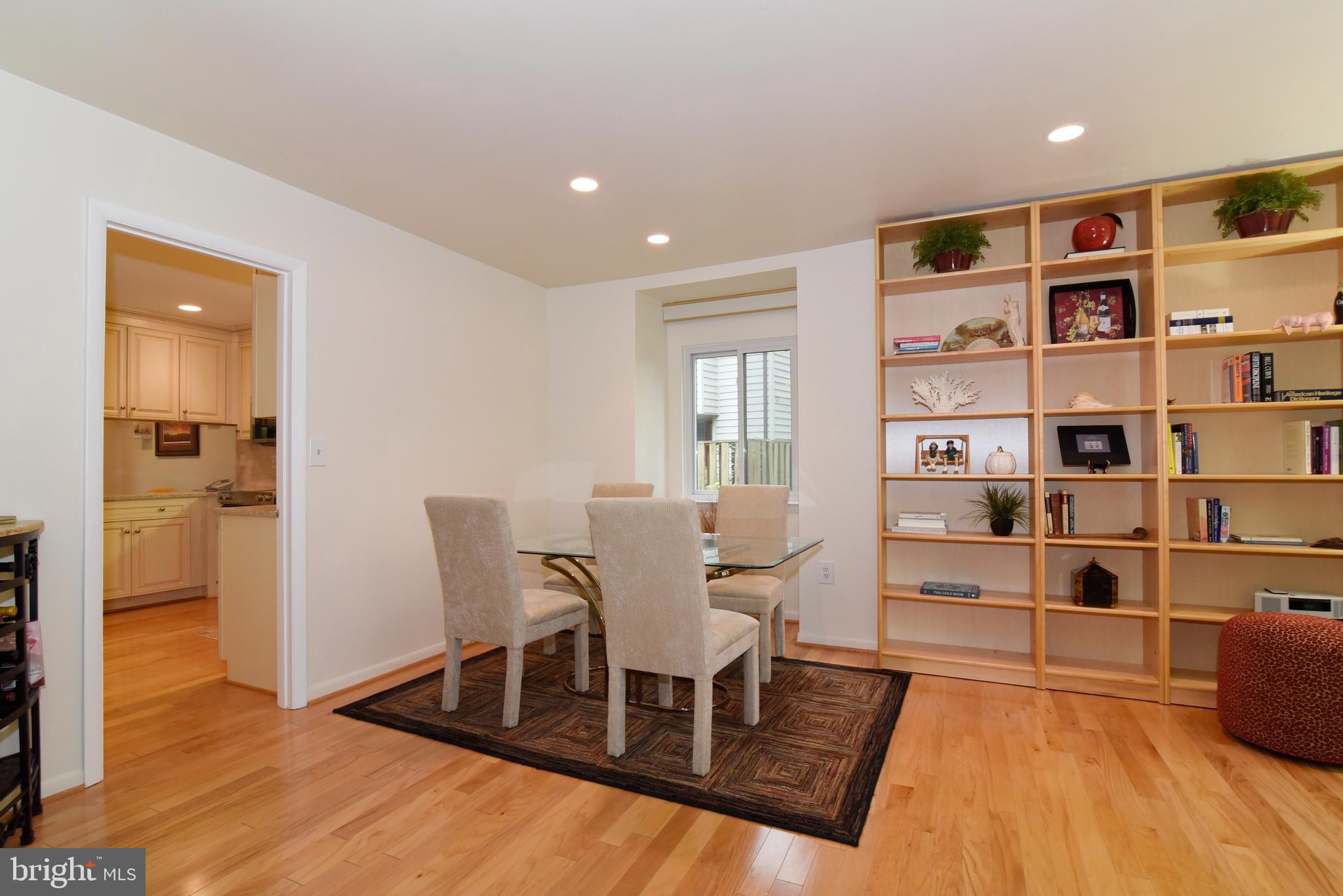 1990 Winterport Cluster Reston, VA 20191 - Photo 13 of 26 Gallery Image 13