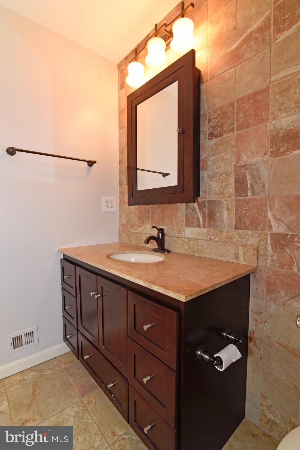 1990 Winterport Cluster Reston, VA 20191 - Photo 23 of 26 Gallery Image 23