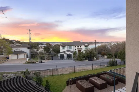 a view of a back yard of the house