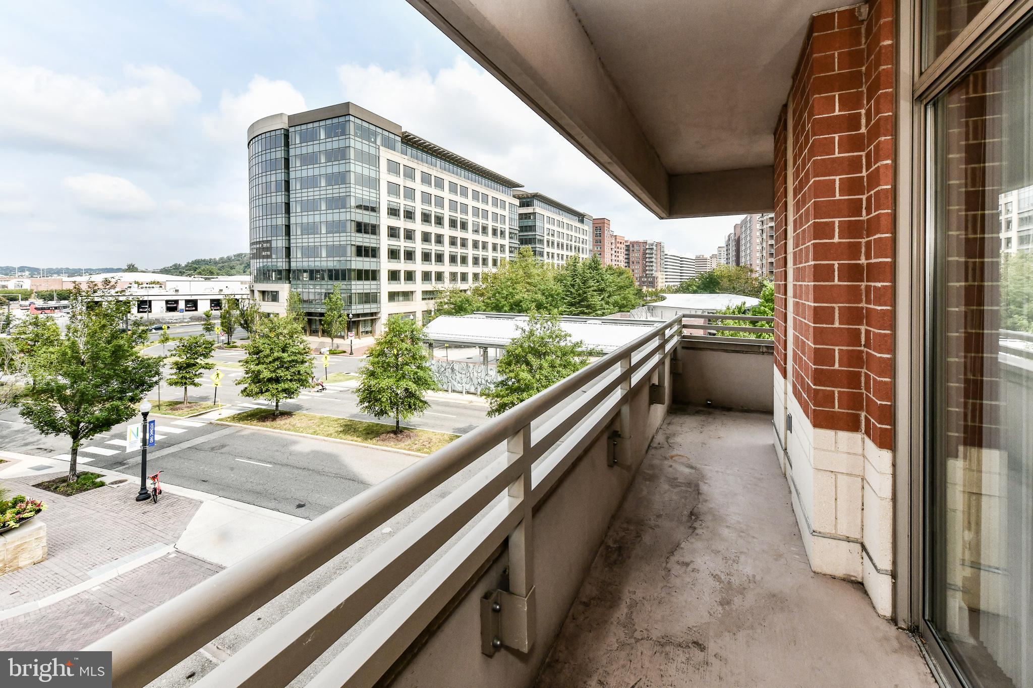 3650 South Glebe Road, Unit 343 Arlington, VA 22202 - Photo 18 of 43