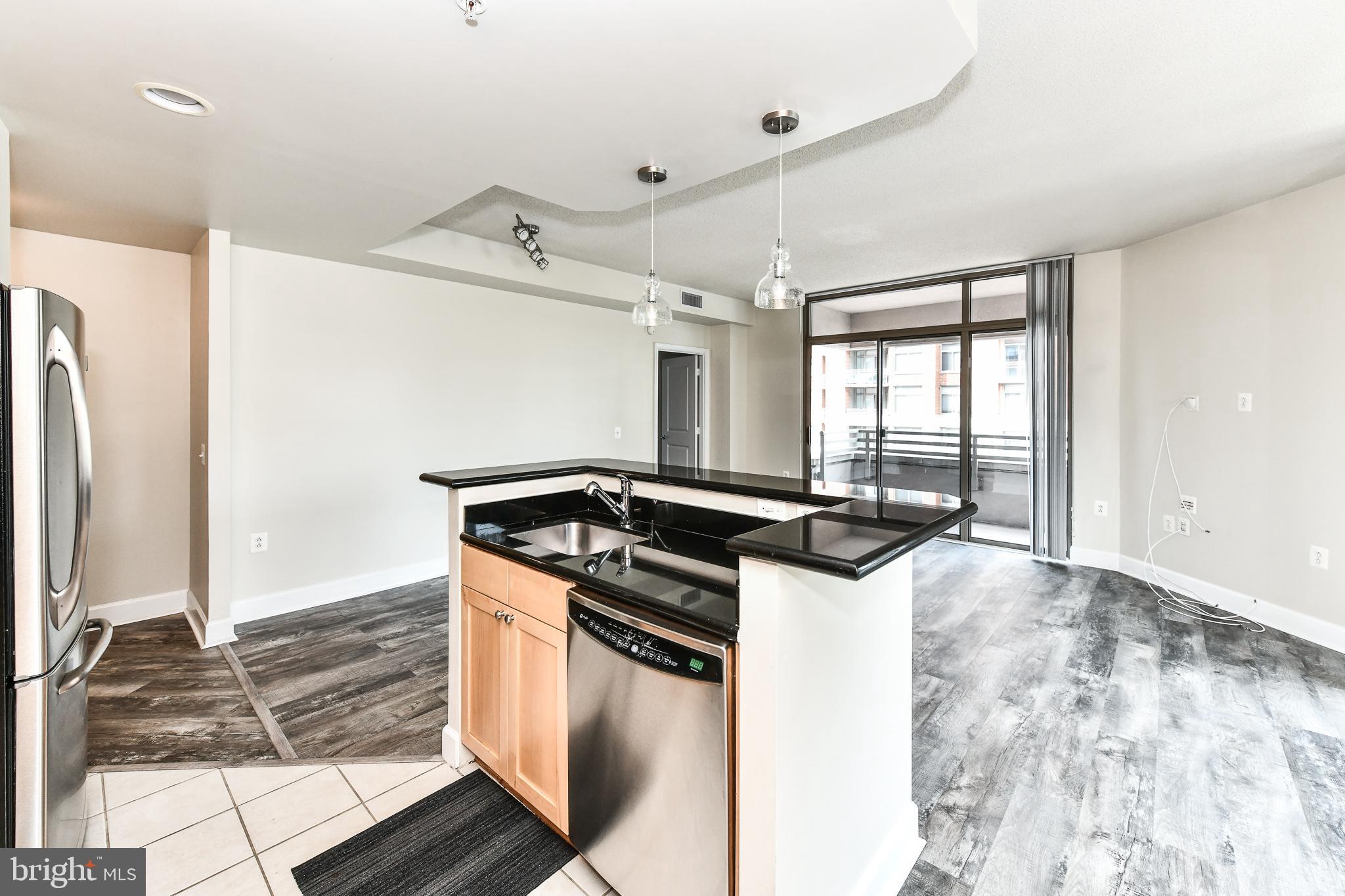 3650 South Glebe Road, Unit 343 Arlington, VA 22202 - Photo 5 of 43