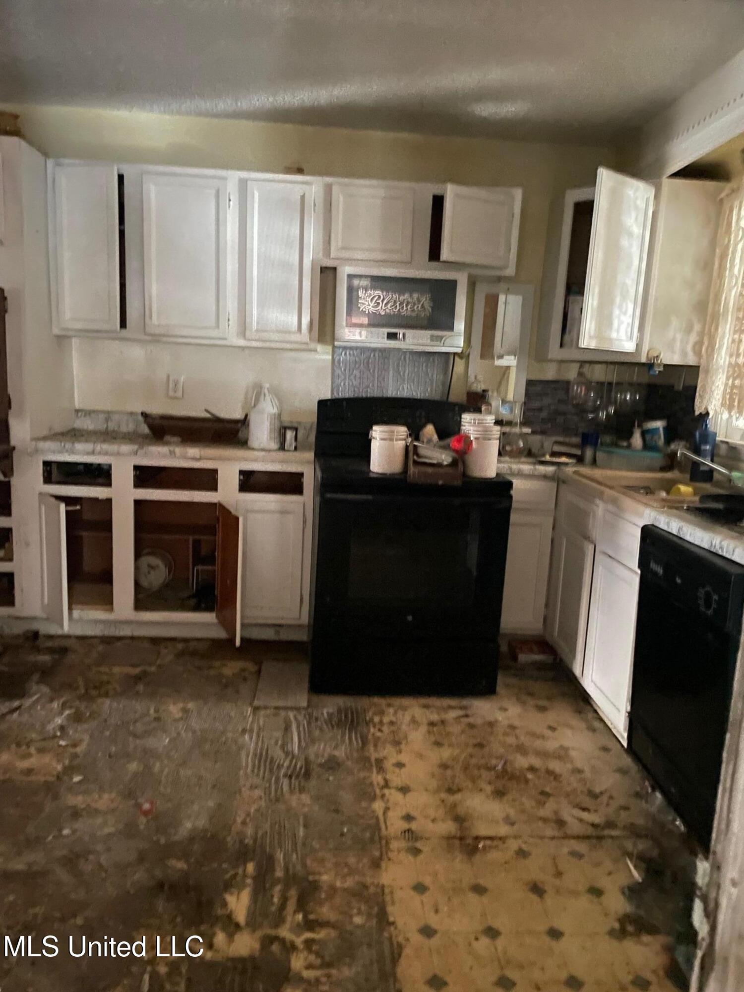 8710 Malone Road Olive Branch, MS 38654 - Photo 14 of 23 IMG_2905