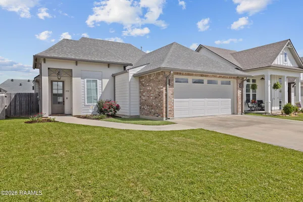 $350,000 | 215 Whispering Meadows Road, Broussard, LA 70518