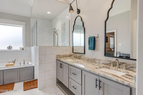 $350,000 | 215 Whispering Meadows Road, Broussard, LA 70518