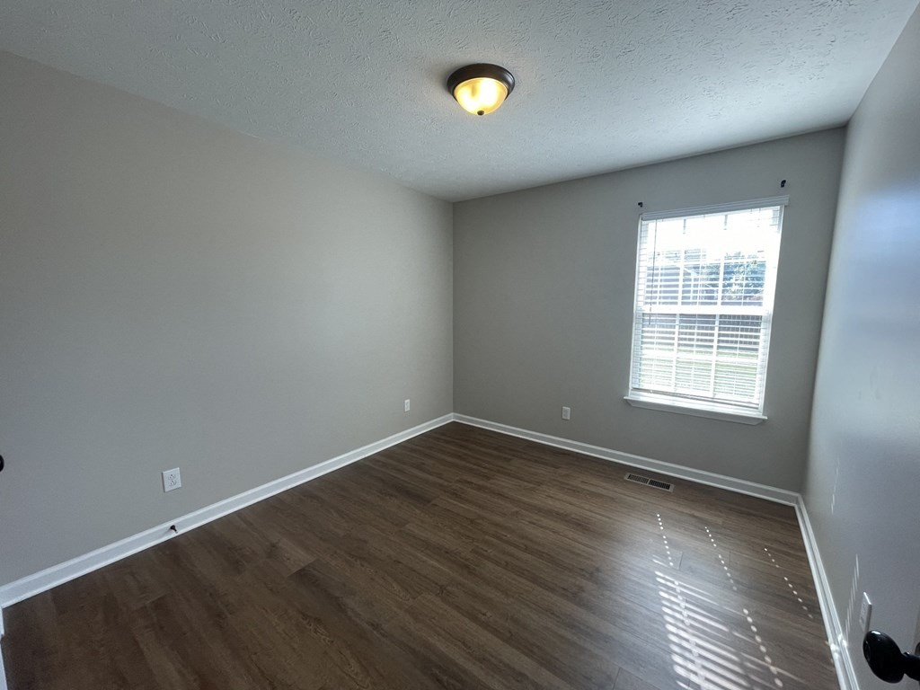 220 Shaub Road Portland, TN 37148 - Photo 13 of 17 Gallery Image 13