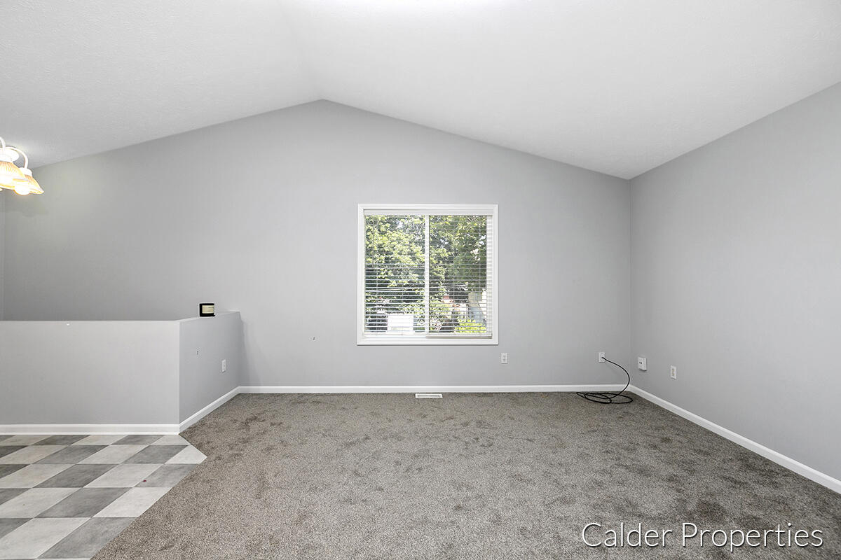 1044 Rathbone Street Southwest Wyoming, MI 49509 - Photo 5 of 21 IMG_1004