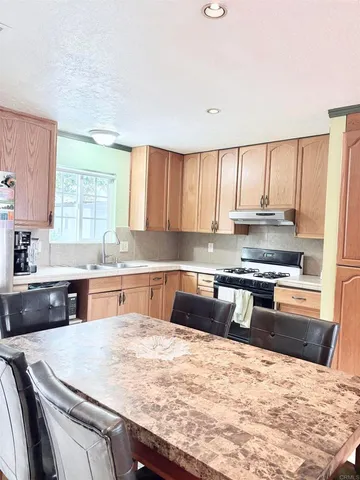 $757,500 | 177 Mayfair Street, Oceanside, CA 92058