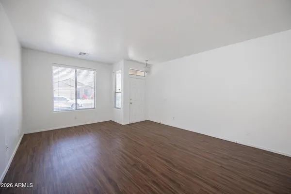 $2,150 | 6918 South 37th Glen, Phoenix, AZ 85041