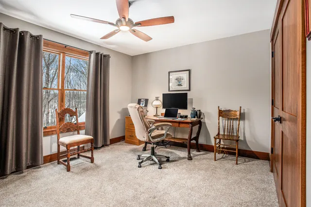 $949,900 | 7606 North 46th Street, Augusta, MI 49012