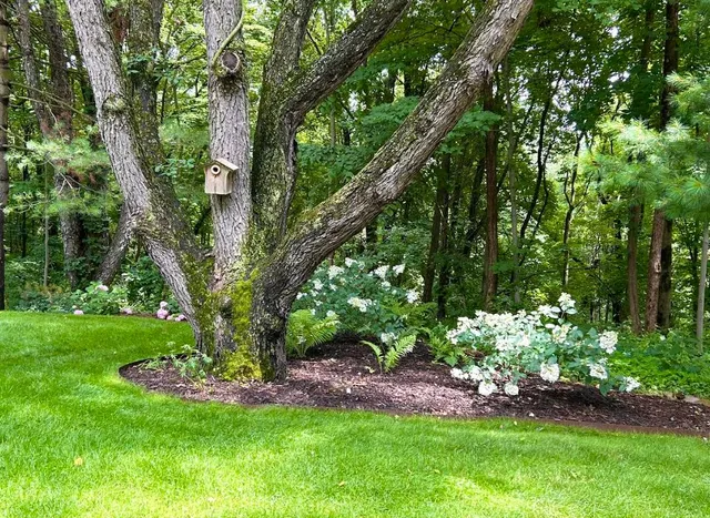 $949,900 | 7606 North 46th Street, Augusta, MI 49012