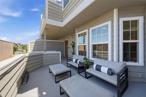 $719,000 | 23524 Arlington Avenue, Unit B, Torrance, CA 90501