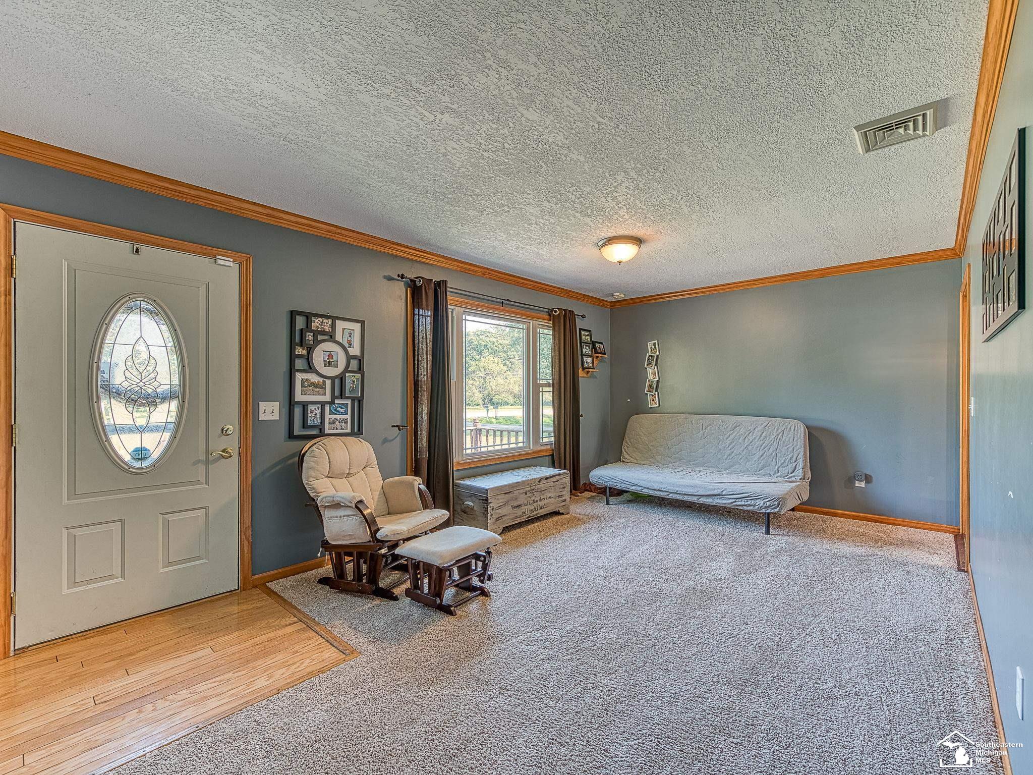 14545 Ida West Road Petersburg, MI 49270 - Photo 9 of 35 50152927-0fc780b8-6c13-438a-85ad-5c4949767b30.JPG