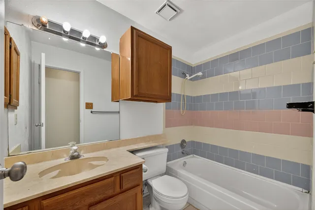 $224,900 | 917 Hartman Drive, Baytown, TX 77521