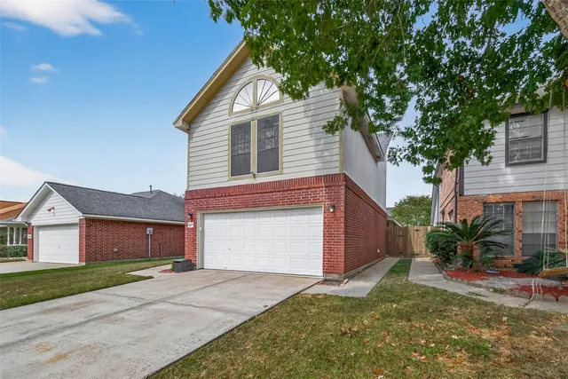 $224,900 | 917 Hartman Drive, Baytown, TX 77521