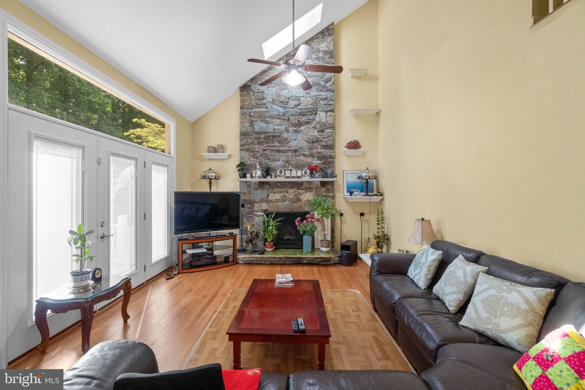 10 Atwood Court Silver Spring, MD 20906 - Photo 6 of 21 Gallery Image 6