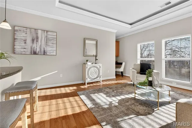 $170,000 | 2714 Mcknight Crossing Court, Rock Hill, MO 63119