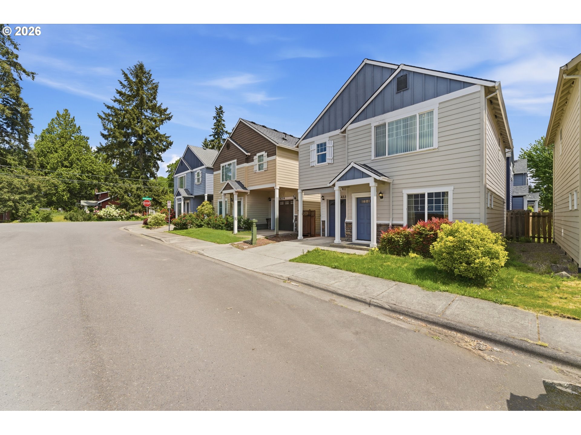 4332 Southwest 183rd Terrace Beaverton, OR 97078 - Photo 3 of 33
