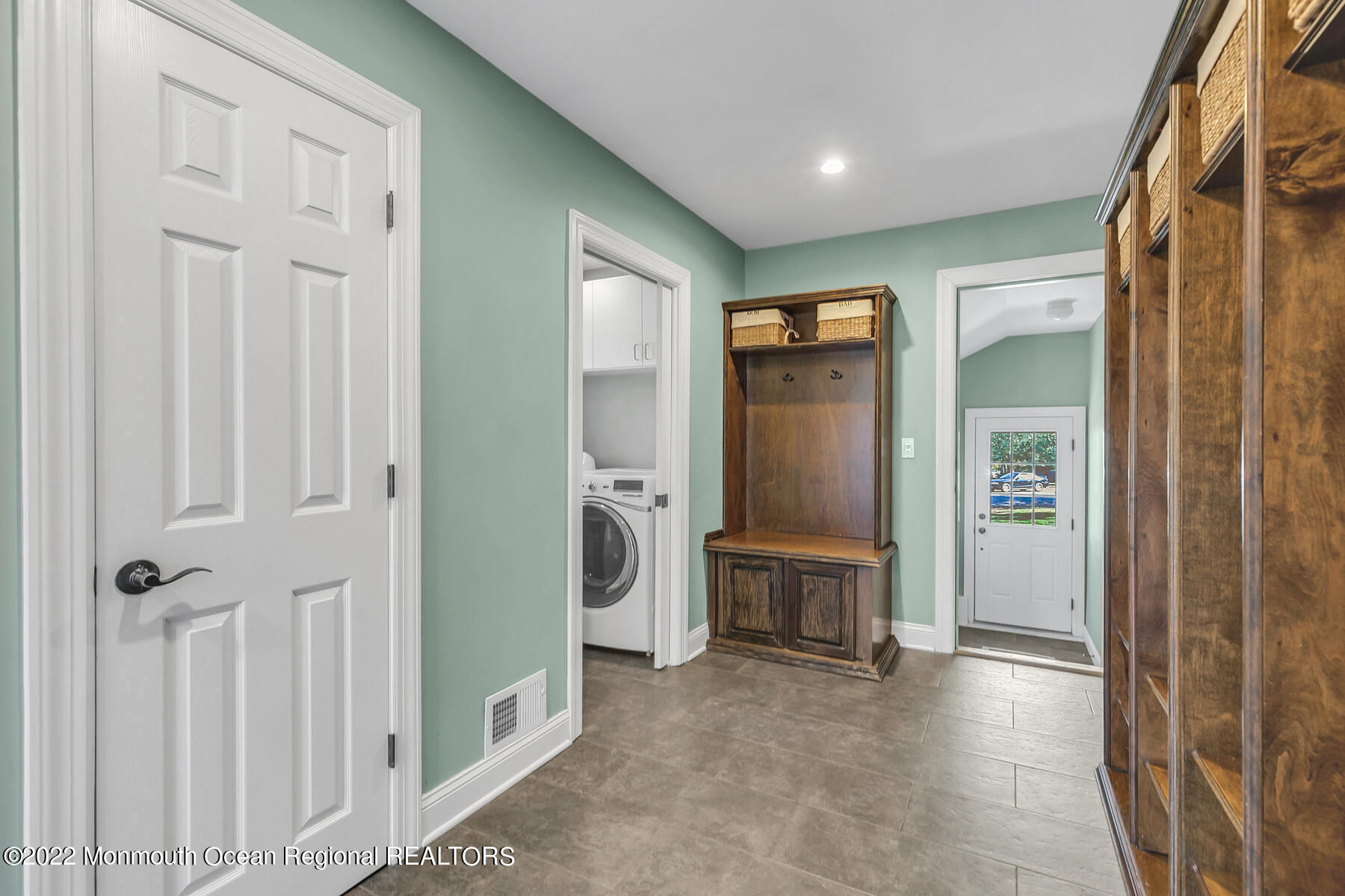 25 Spring Garden Avenue Colts Neck, NJ 07722 - Photo 22 of 58 an entryway with a livingroom
