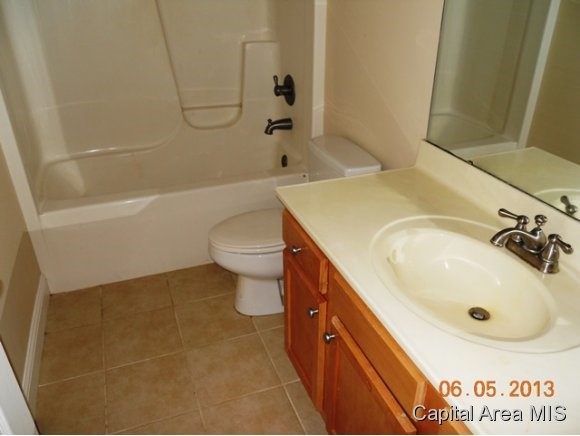 6 Stelte Lane Springfield, IL 62702 - Photo 3 of 10