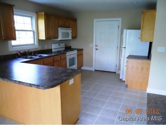 6 Stelte Lane Springfield, IL 62702 - Photo 9 of 10