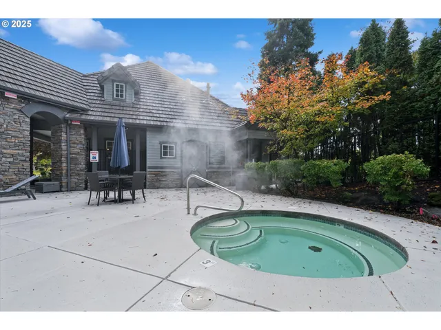 a view of a basketball court