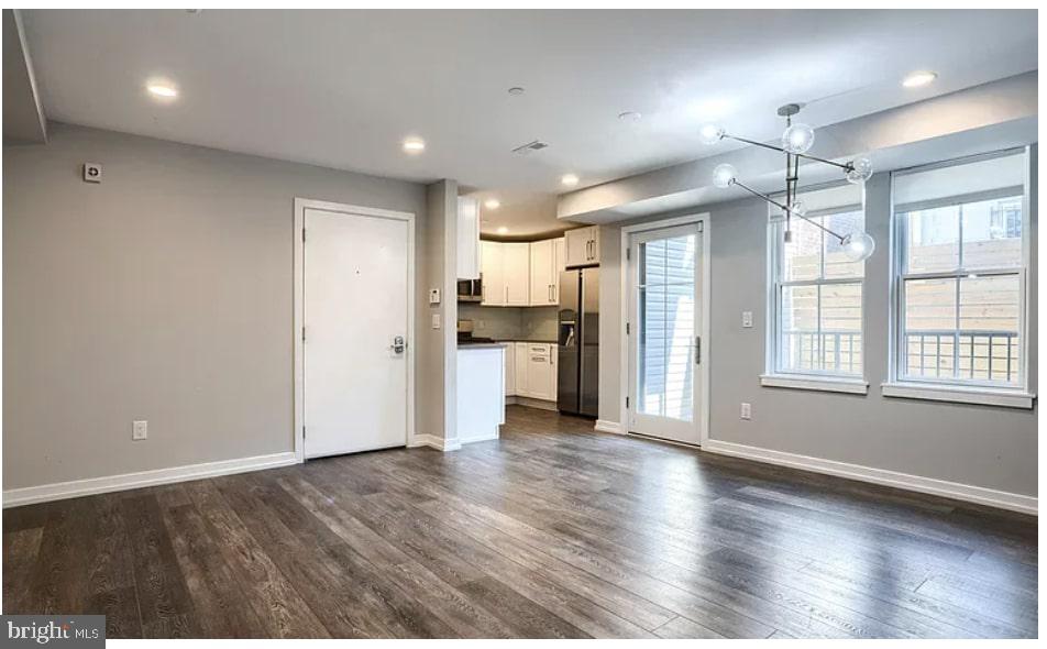 528 South 5th Street, Unit 2R Philadelphia, PA 19147 - Photo 1 of 21