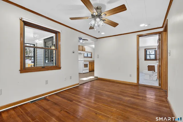 $2,000 | 12 Pine Street, Waterford, CT 06385