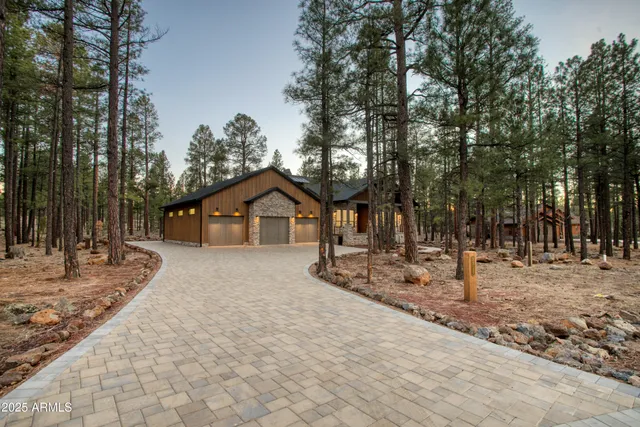 $2,400,000 | 9525 Sierra Springs Drive, Pinetop, AZ 85935