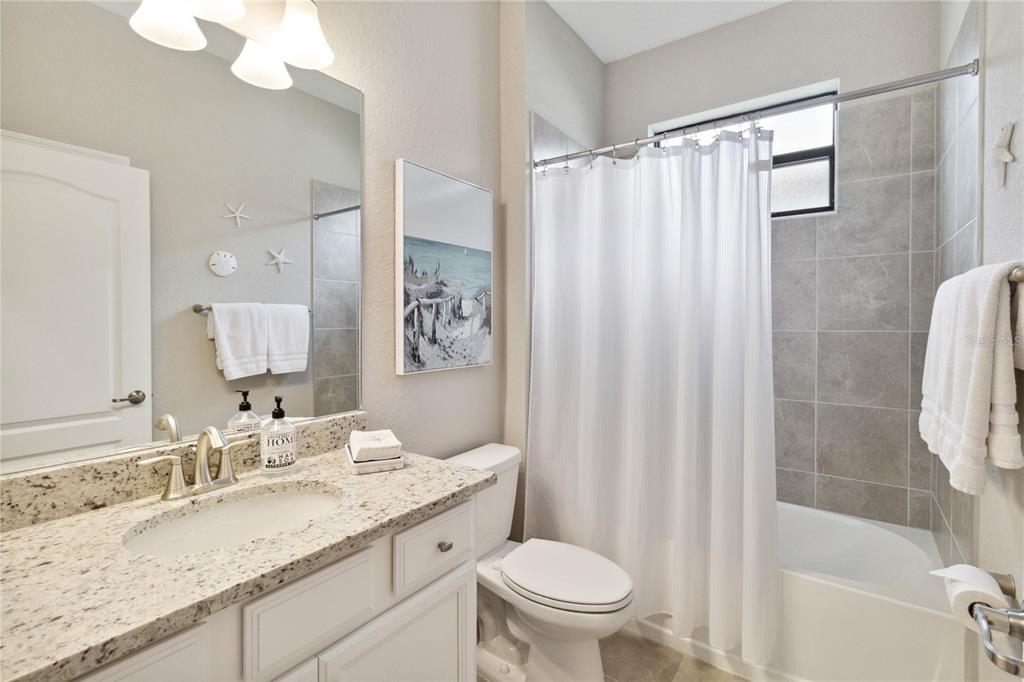 17724 Polo Trail Lakewood Ranch, FL 34211 - Photo 12 of 19
