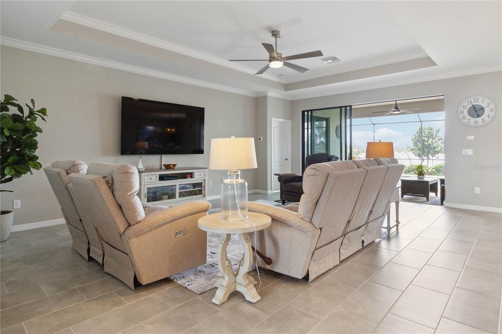 17724 Polo Trail Lakewood Ranch, FL 34211 - Photo 3 of 19