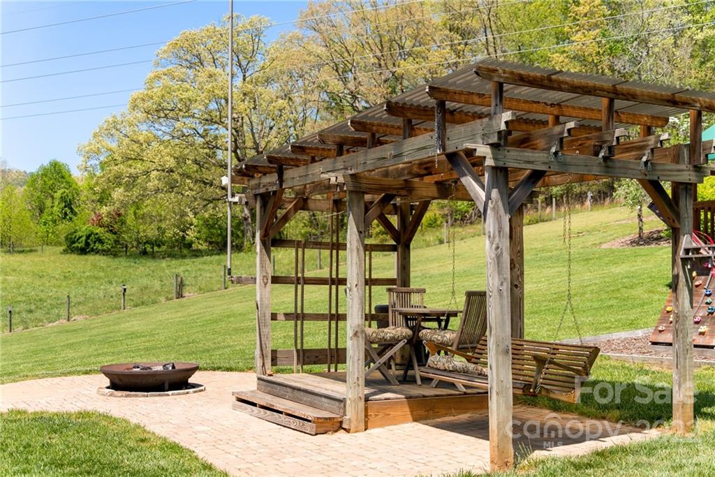 245 Ledbetter Road Arden, NC 28704 - Photo 37 of 42 Gallery Image 37