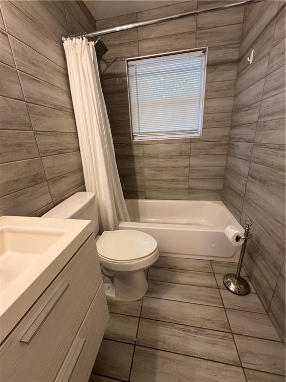 1485 Janmar Drive Decatur, GA 30032 - Photo 12 of 34 a bathroom with a sink and a toilet