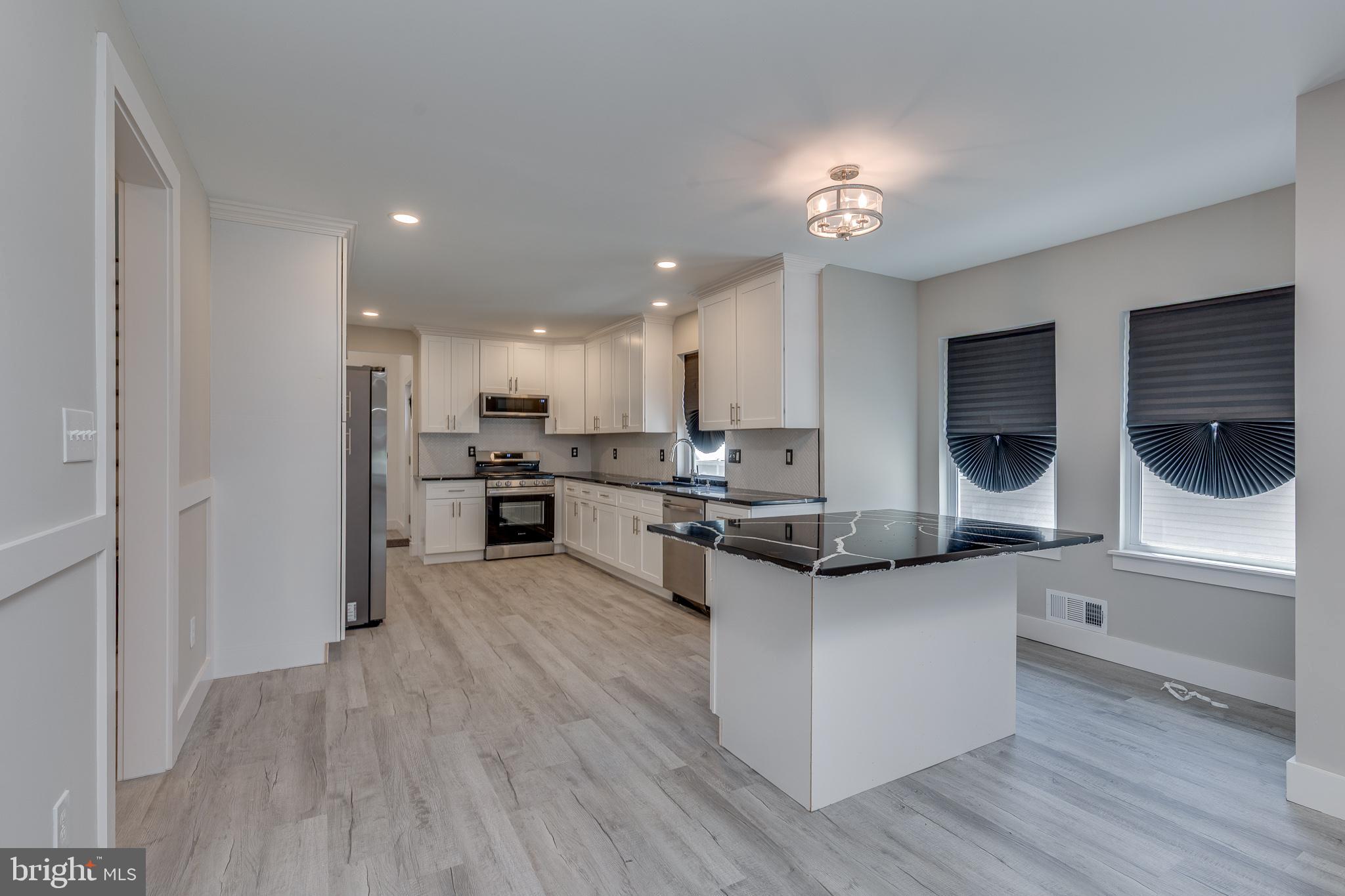 36 Atlantic Avenue Clementon, NJ 08021 - Photo 8 of 46