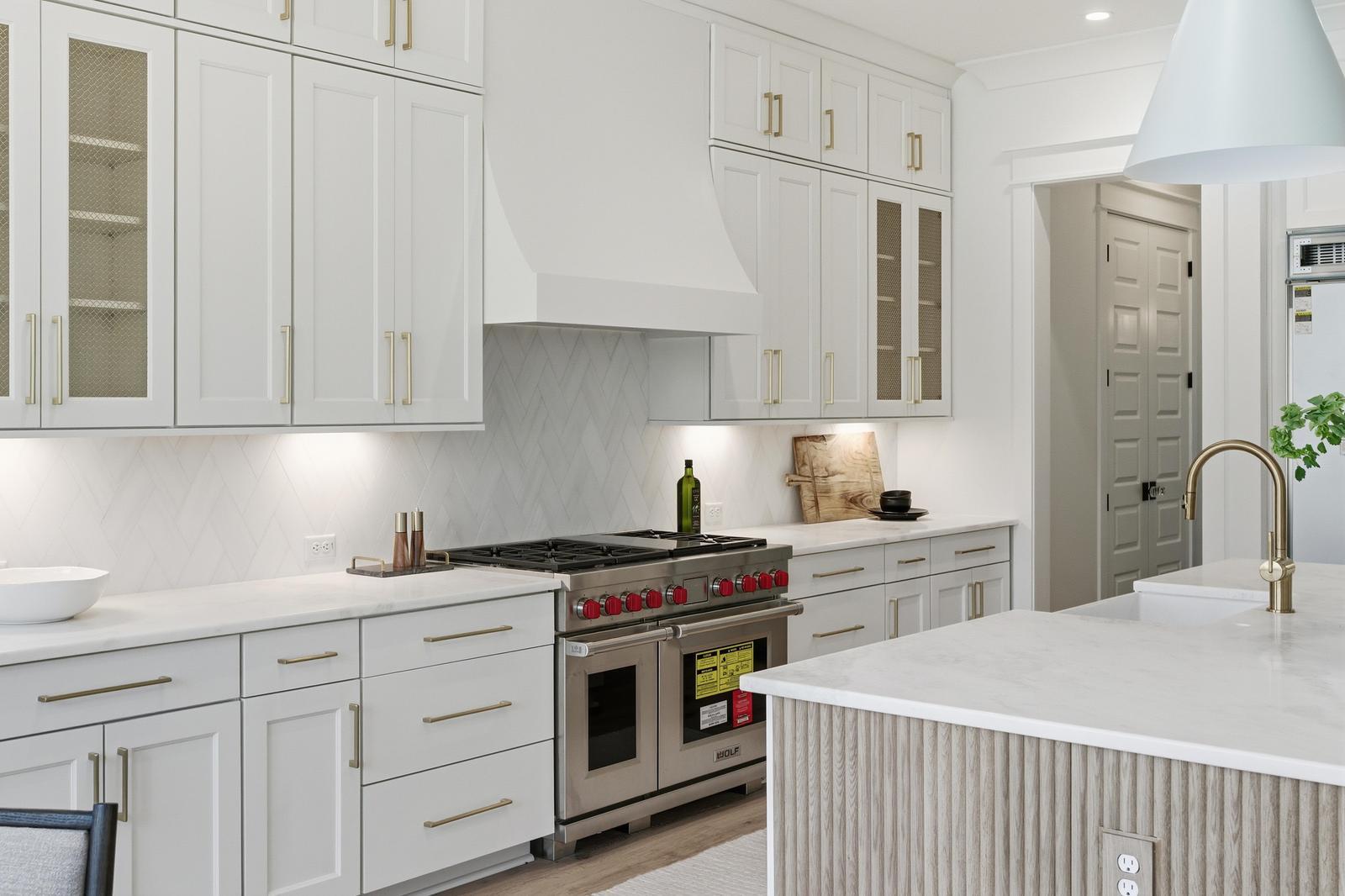 832 McCants Drive Mount Pleasant, SC 29464 - Photo 11 of 57 23