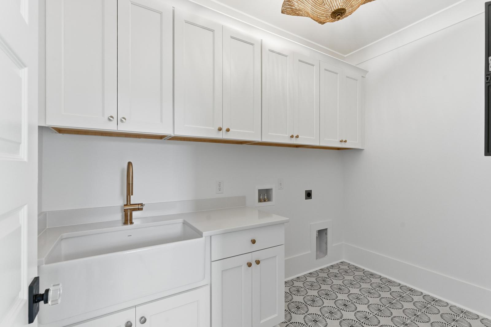 832 McCants Drive Mount Pleasant, SC 29464 - Photo 37 of 57 34