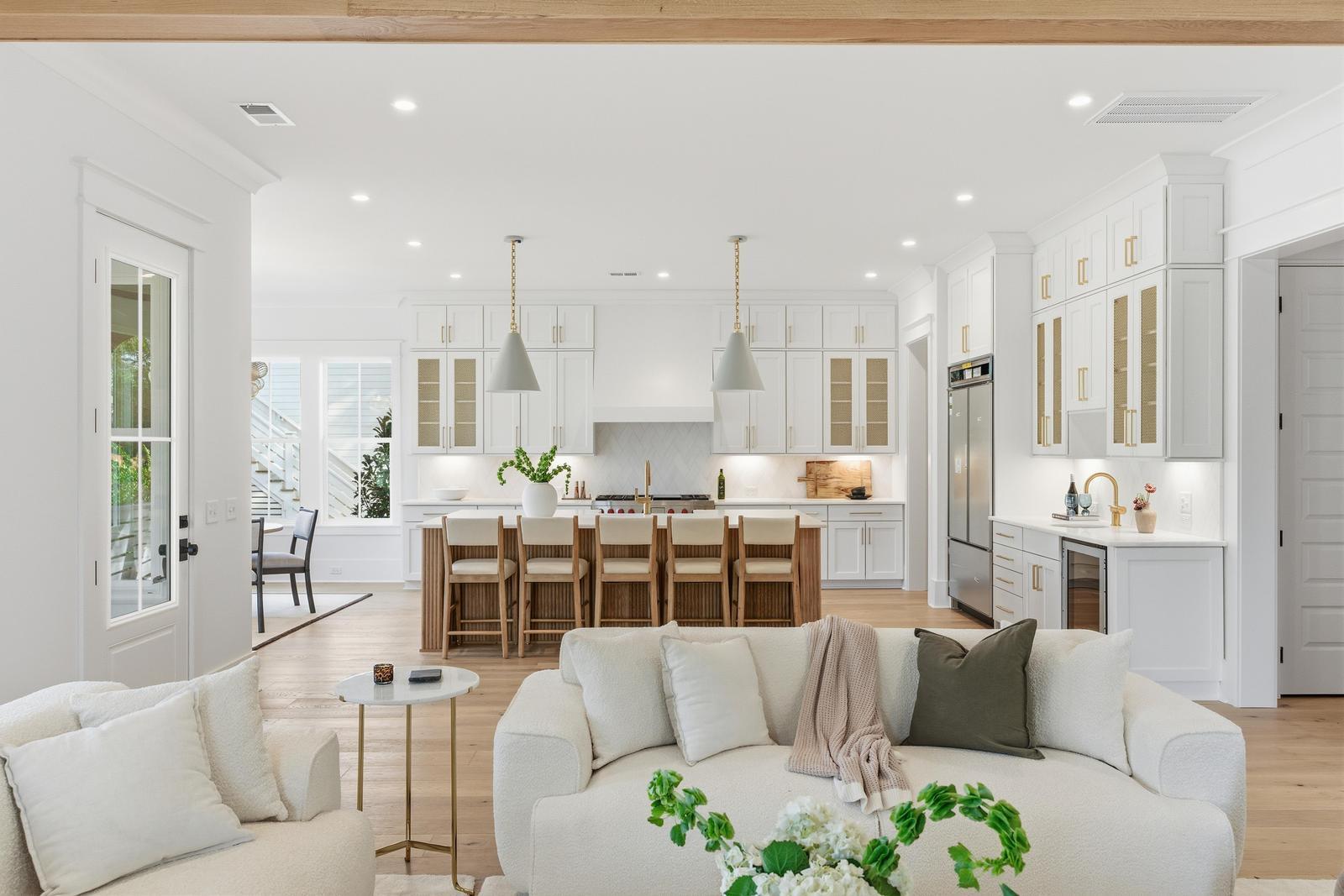 832 McCants Drive Mount Pleasant, SC 29464 - Photo 7 of 57 19