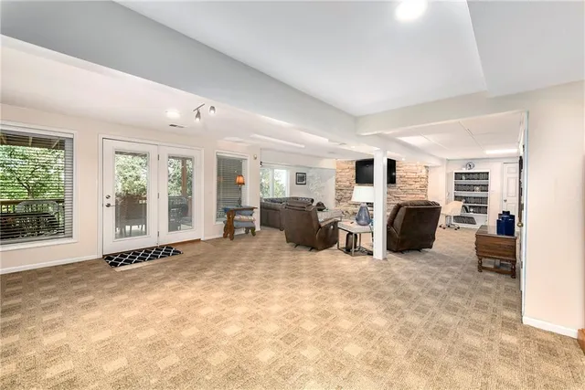 $615,000 | 6122 Northeast Upper Wood Road, Lee's Summit, MO 64064